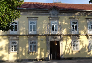 BIBLIOTECA MUNICIPAL TOMAZ DE FIGUEIREDO